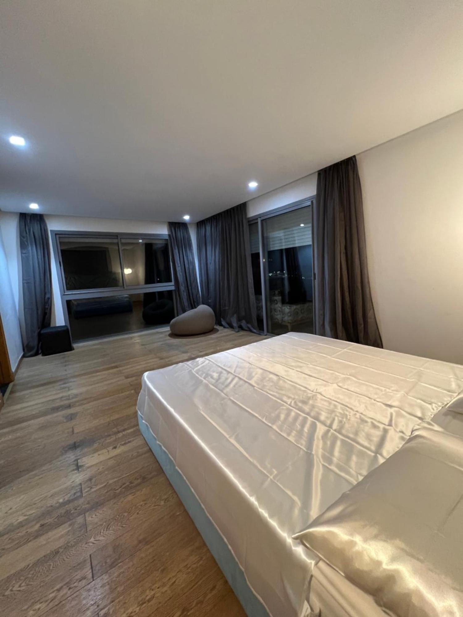 Marina Casablanca Ocean View Apartment Exterior photo